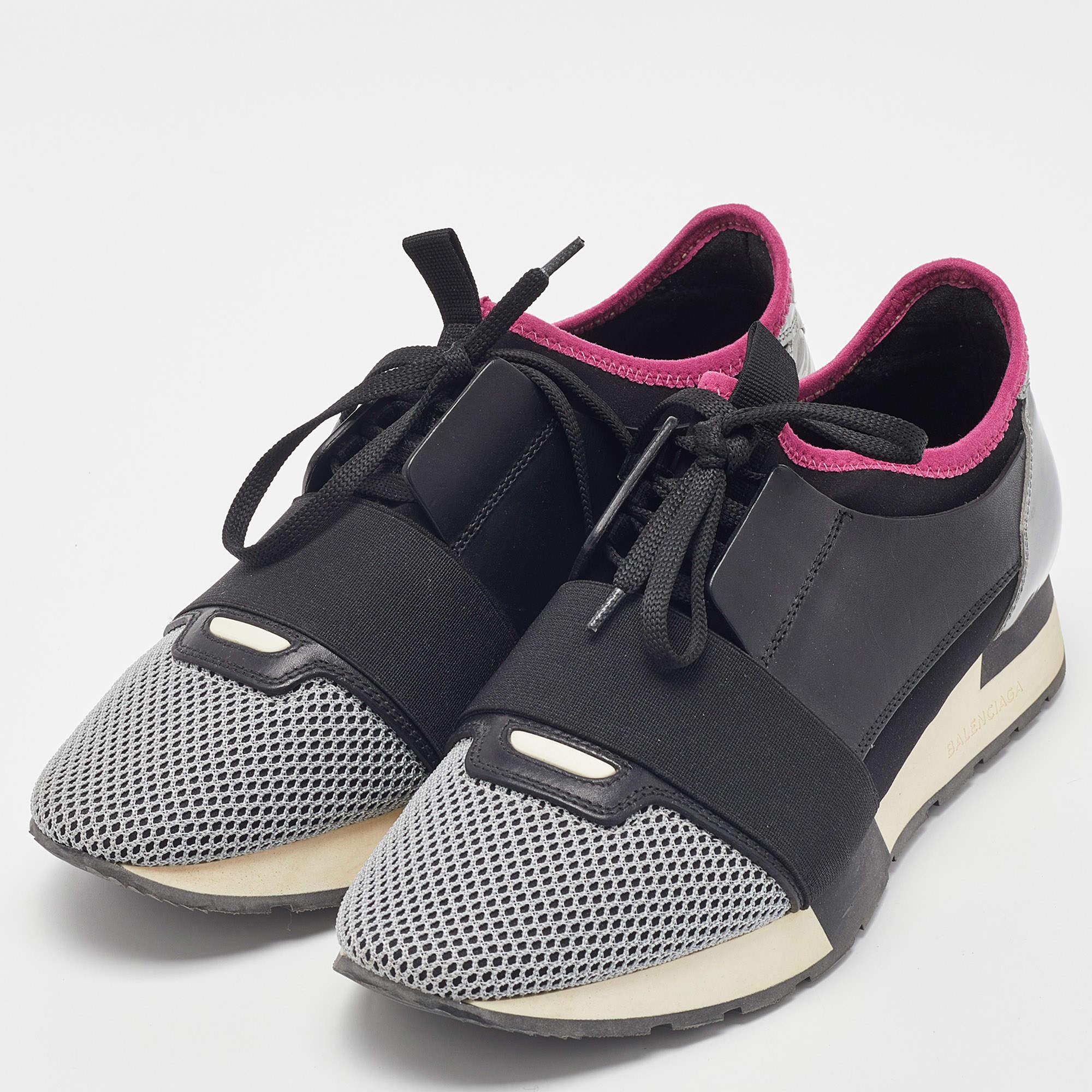 Balenciaga Tricolor Mesh and Leather Race Runner Sneakers Size 40 In Good Condition In Dubai, Al Qouz 2