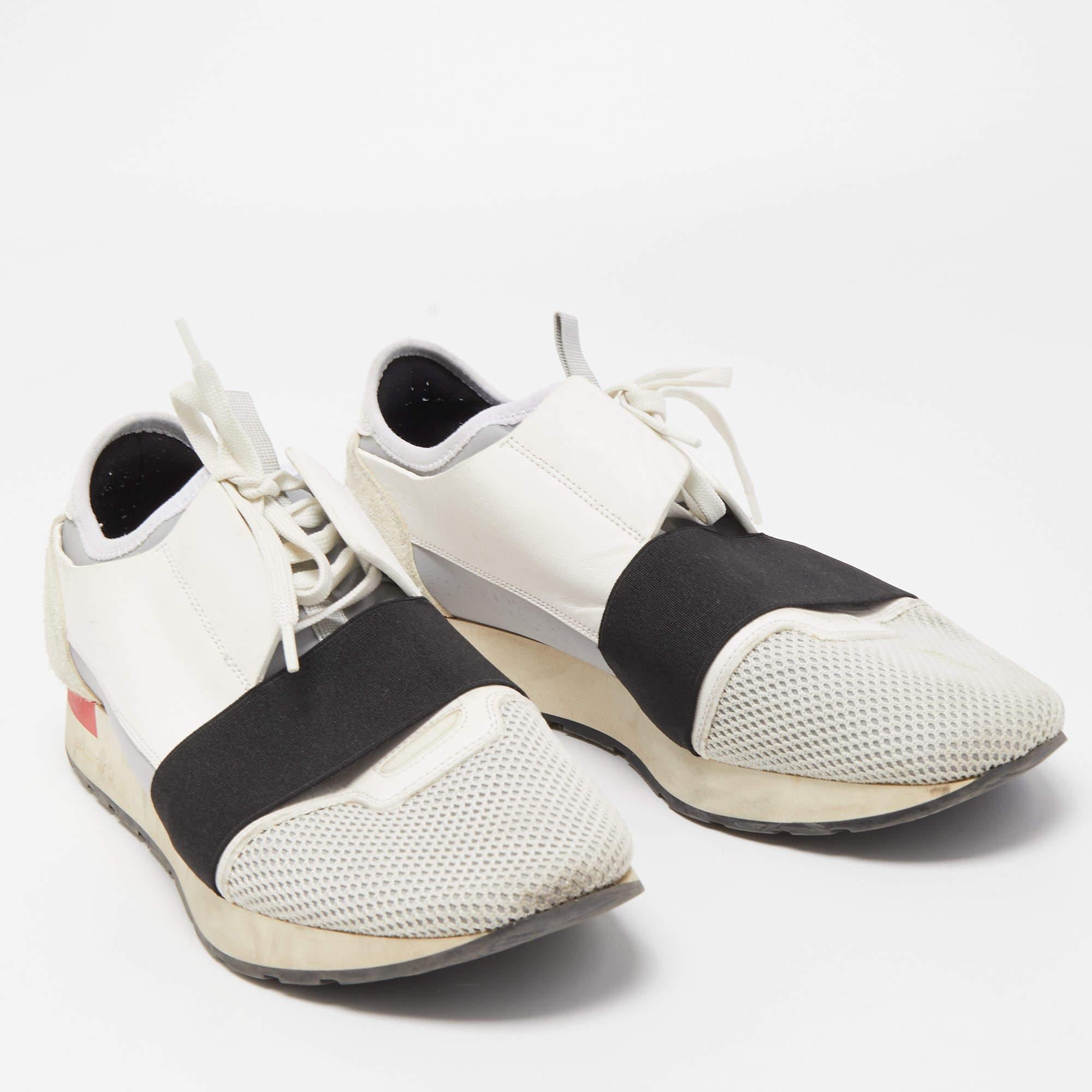 Beige Balenciaga Tricolor Mesh and Leather Race Runner Sneakers Size 43 For Sale