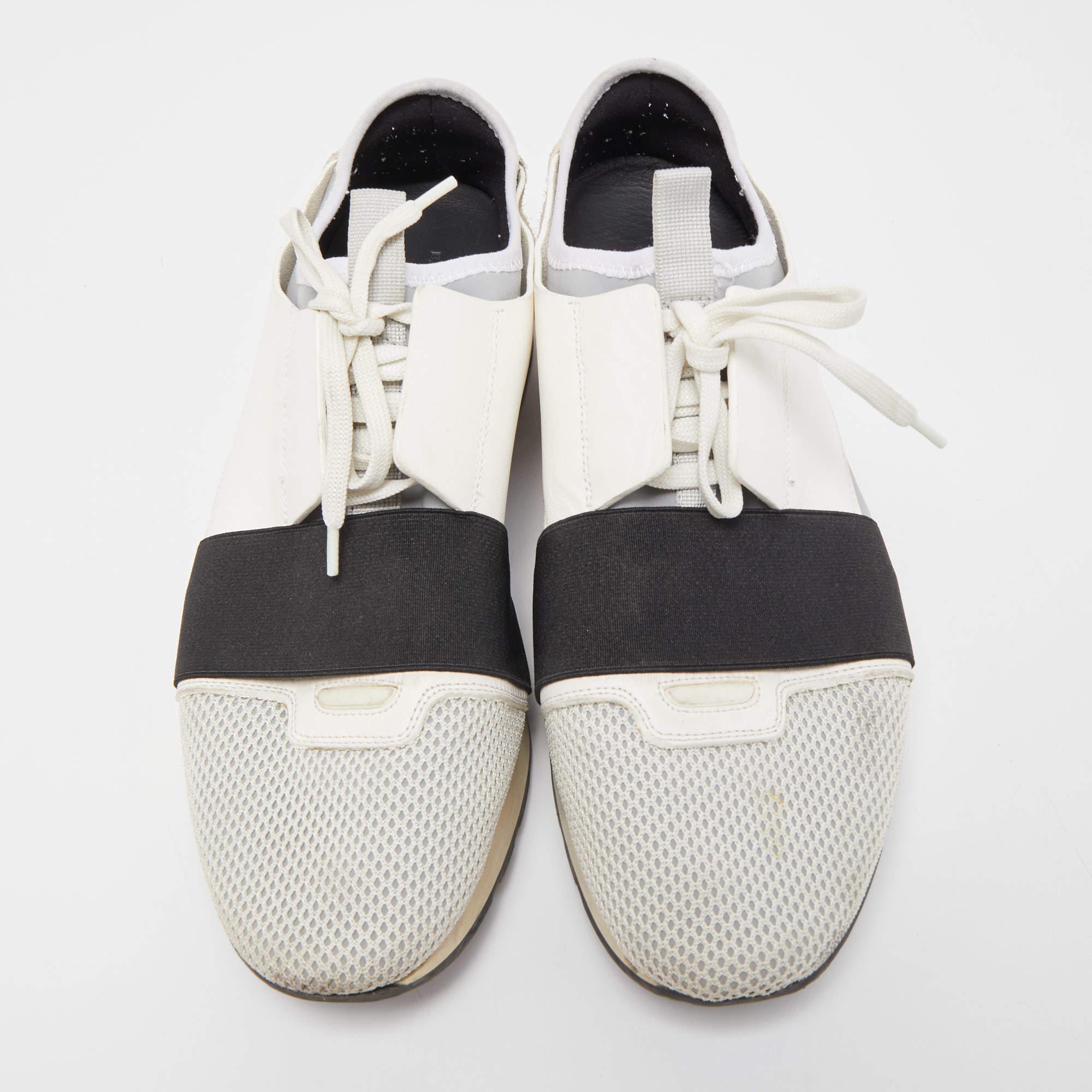 Balenciaga Tricolor Mesh and Leather Race Runner Sneakers Size 43 In Good Condition For Sale In Dubai, Al Qouz 2