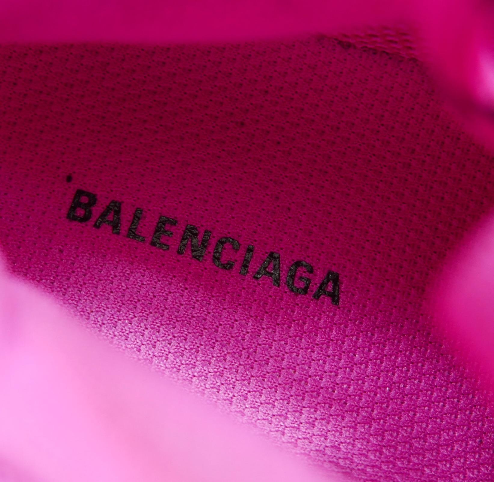 Viola Balenciaga Triple S Clear Sole Sneakers Rosa Fucsia in vendita