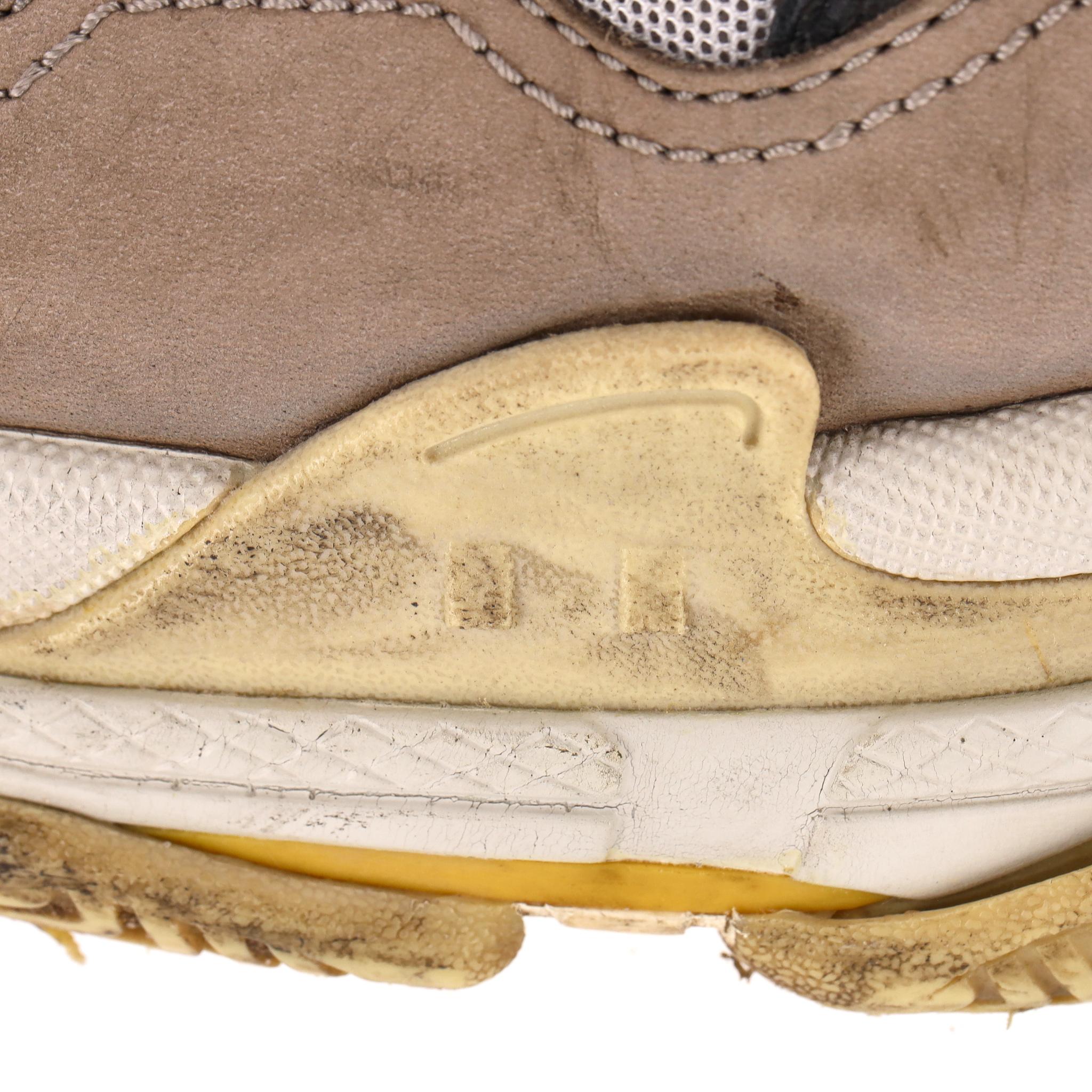 Balenciaga Triple S Turnschuhe aus Leder, Nubuk und Mesh im Used-Look im Angebot 4