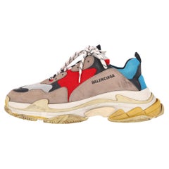 Balenciaga Triple S - Sneakers in pelle, nubuck e mesh con segni di invecchiamento