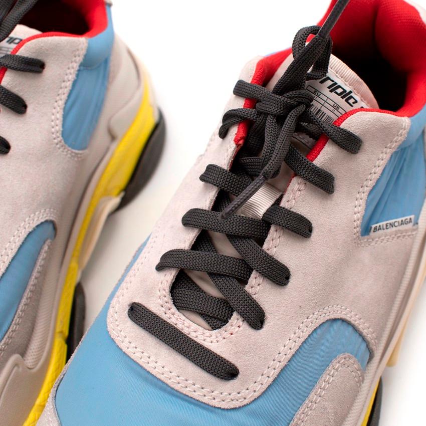  Balenciaga Triple S Red Blue Yellow Sneakers In Excellent Condition For Sale In London, GB