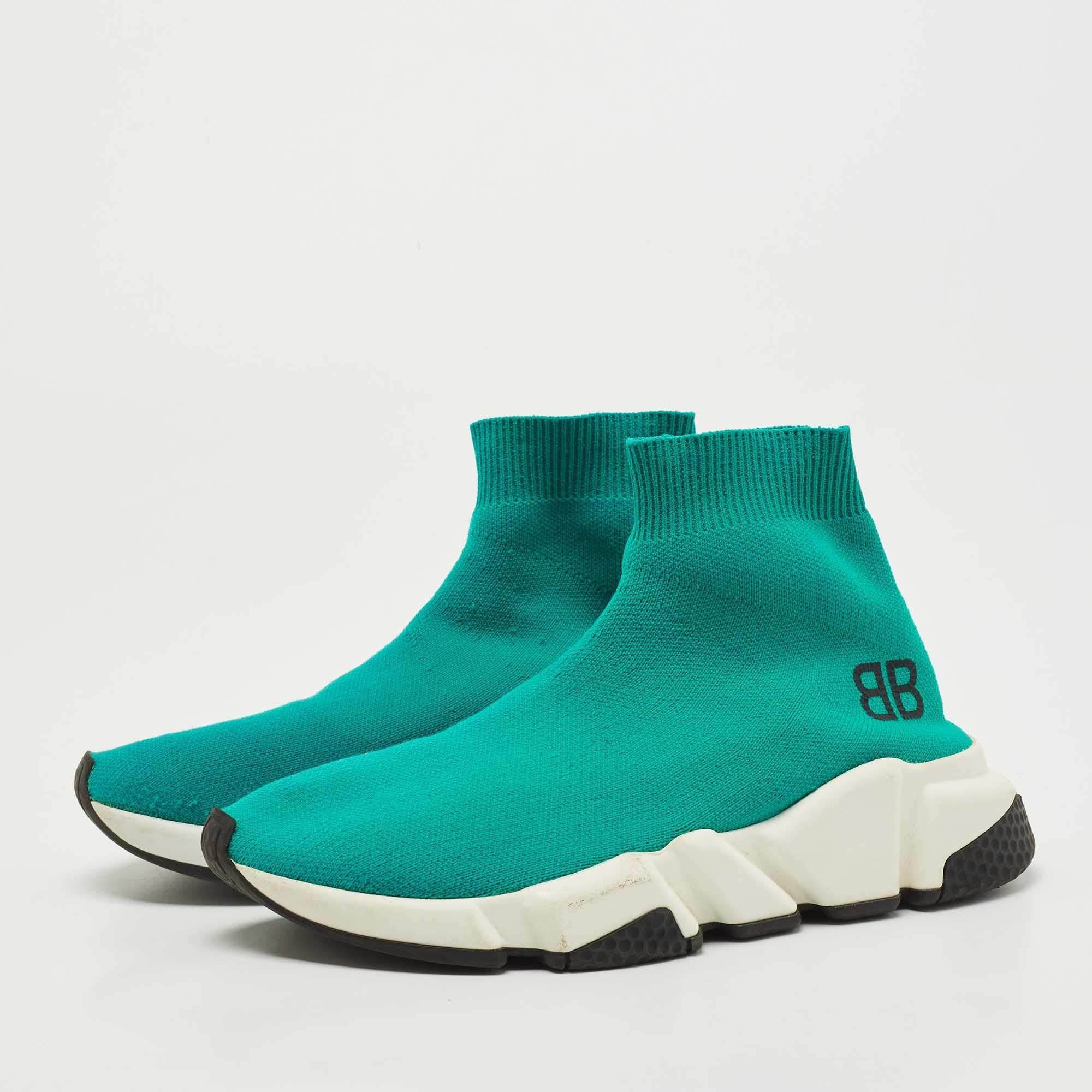 Balenciaga Turquoise Knit Fabric Speed Trainer Sneakers Size 35 In Good Condition For Sale In Dubai, Al Qouz 2