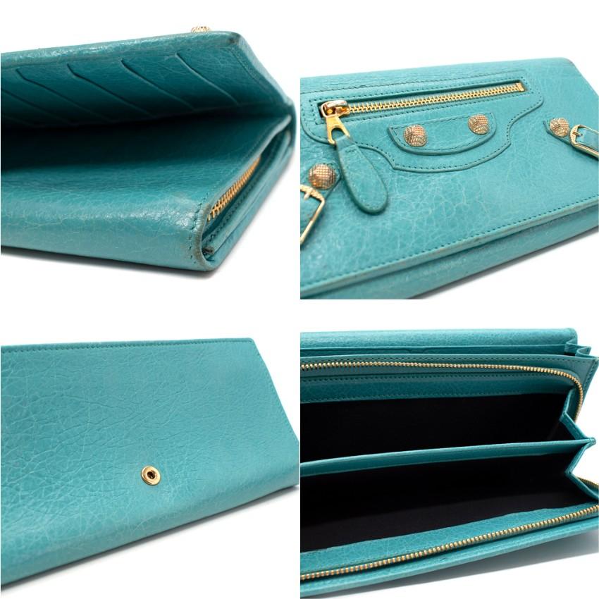 Portafoglio Balenciaga City Flap in pelle turchese in vendita 3