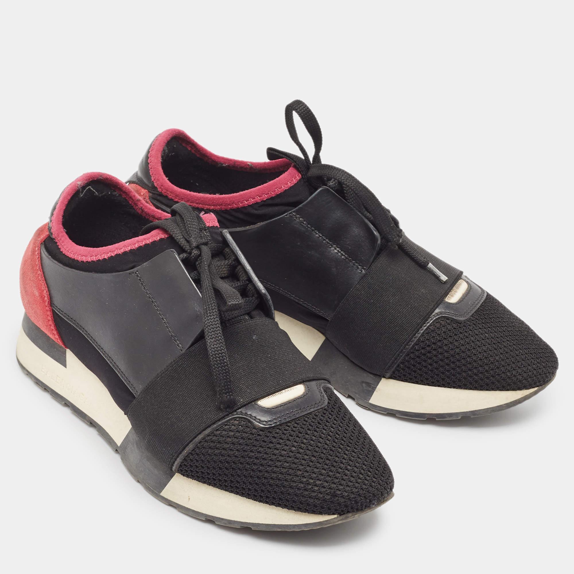 Balenciaga Two Tone Mesh and Leather Race Runner Sneakers Size 37 In Good Condition For Sale In Dubai, Al Qouz 2
