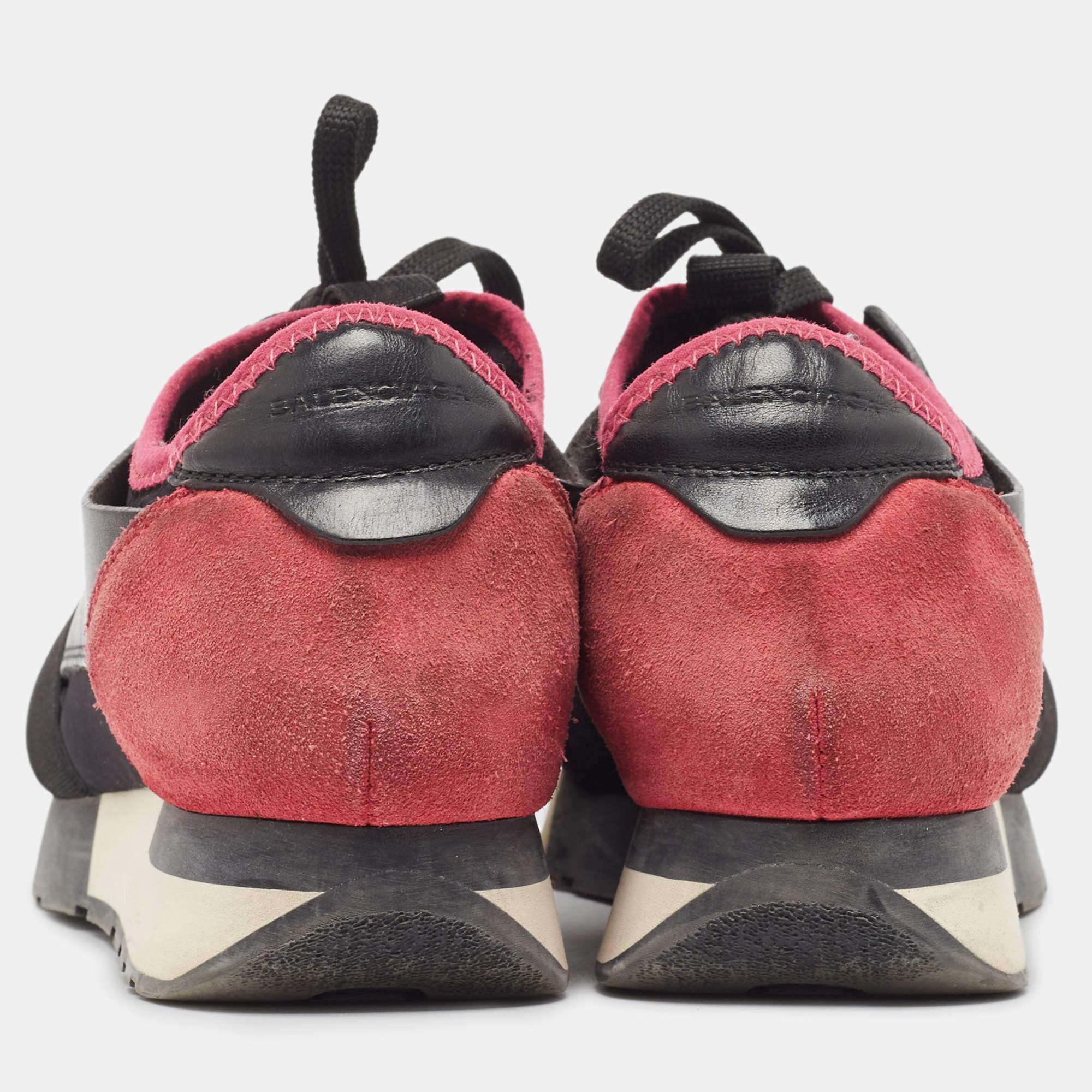 Women's Balenciaga Two Tone Mesh and Leather Race Runner Sneakers Size 37 For Sale