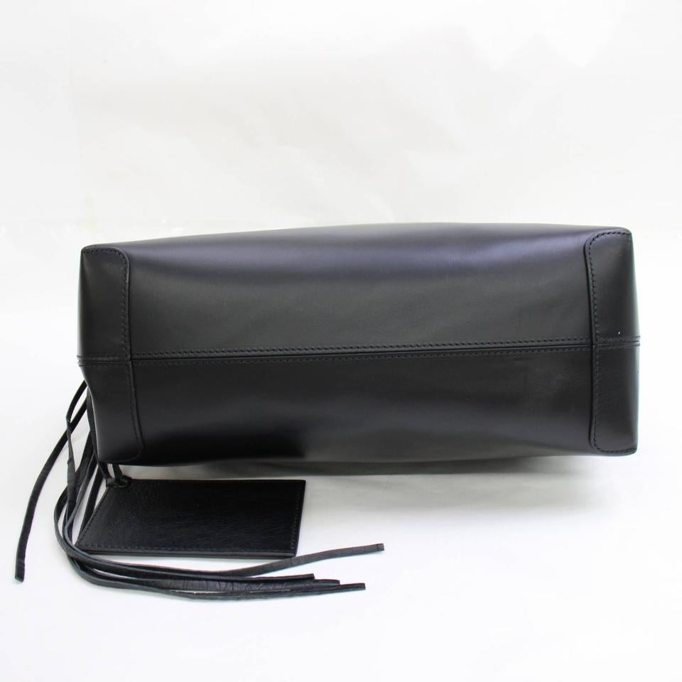 Balenciaga (Ultra Rare) City Tote 867395 Black Leather Weekend/Travel Bag For Sale 4
