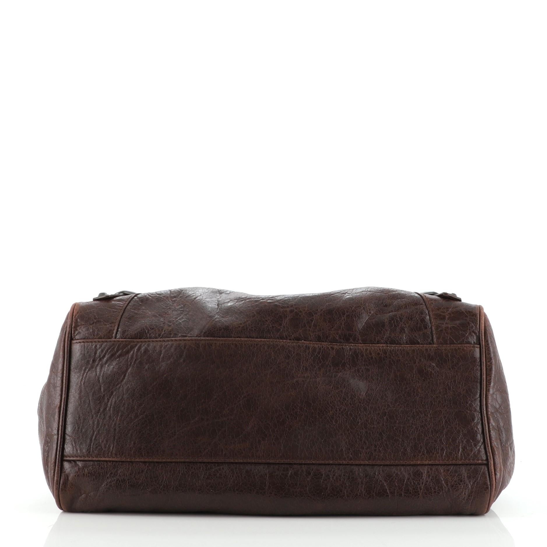 Balenciaga Velo Classic Studs Bag Leather Medium In Good Condition In NY, NY
