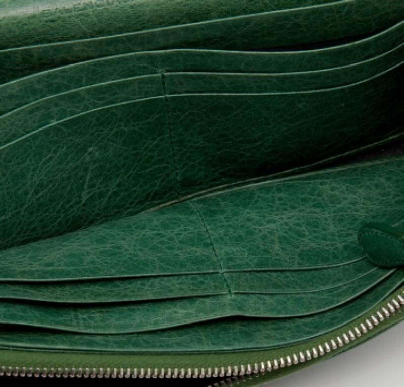 Balenciaga Vert Poker Leather City Flap Continental Wallet For Sale 2