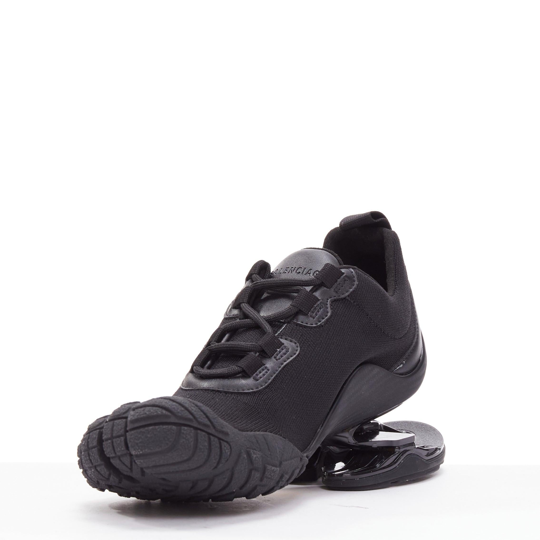 Black BALENCIAGA Vibram Toe black technical 5-toe suspension heel sneakers EU37 For Sale