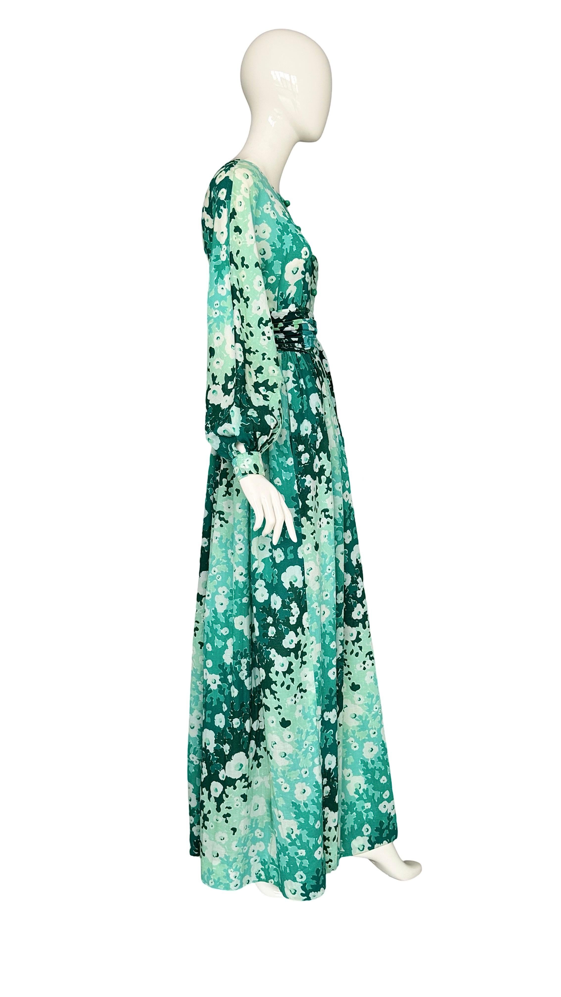 Balenciaga Vintage 80s Green Fowers Print Cotton/Silk Boho Dress & Matching Belt In Good Condition For Sale In Antwerpen, Vlaams Gewest
