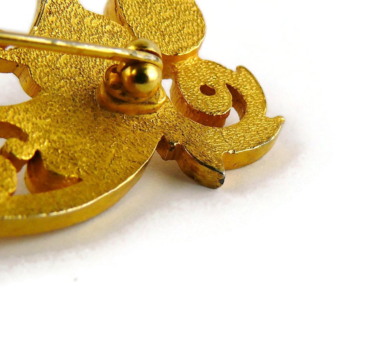Balenciaga Broche vintage en forme d'hippocampe en or ornée de bijoux 11