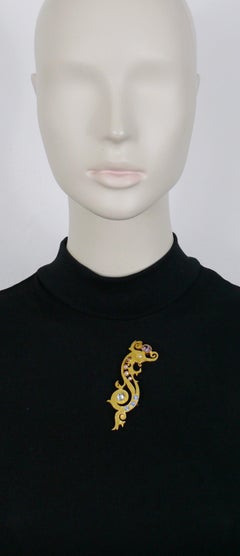 Balenciaga Broche vintage en forme d'hippocampe ornée de bijoux