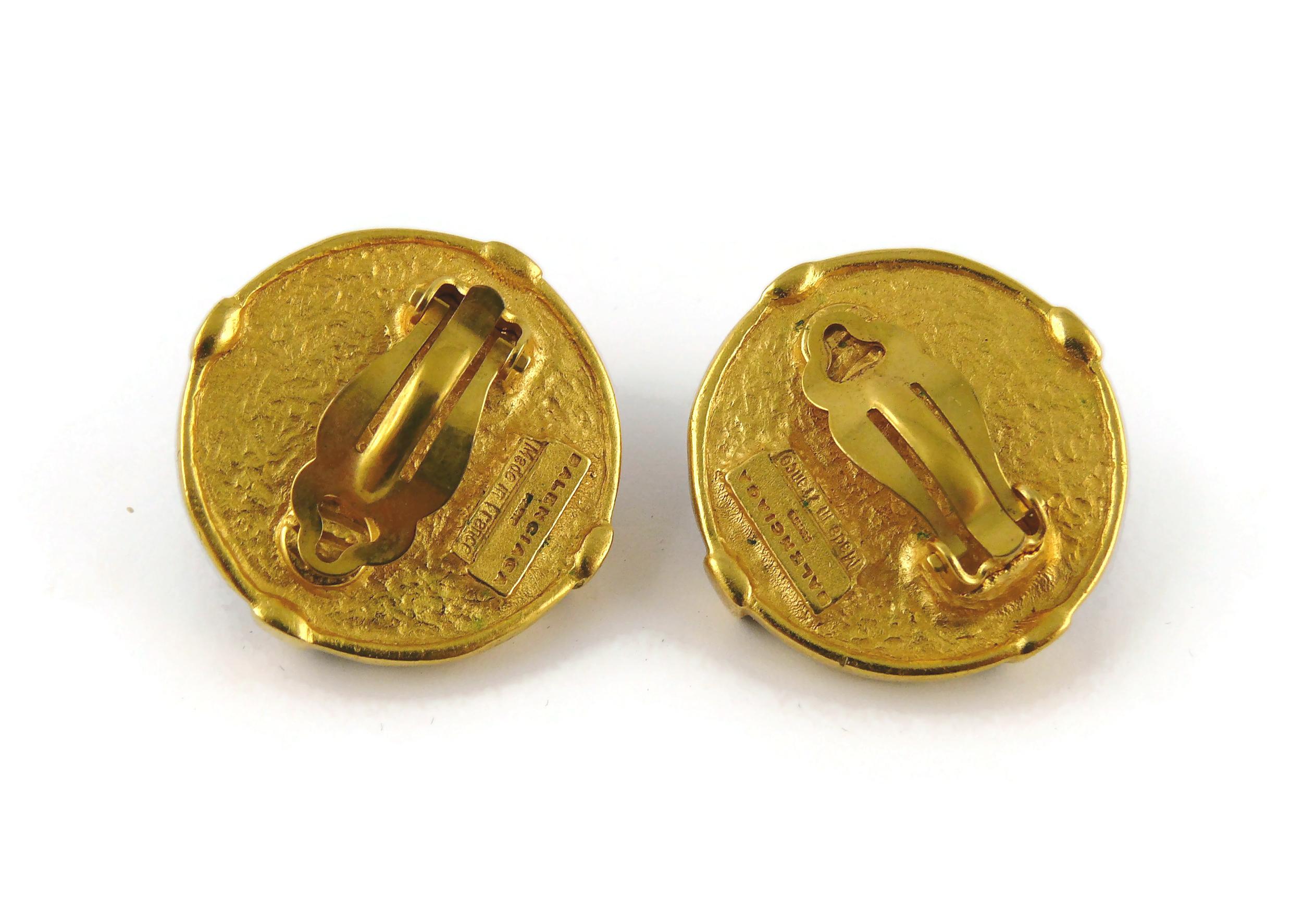 Orecchini a clip in vetro con cabochon di rubino Balenciaga Vintage, tonalità oro 3