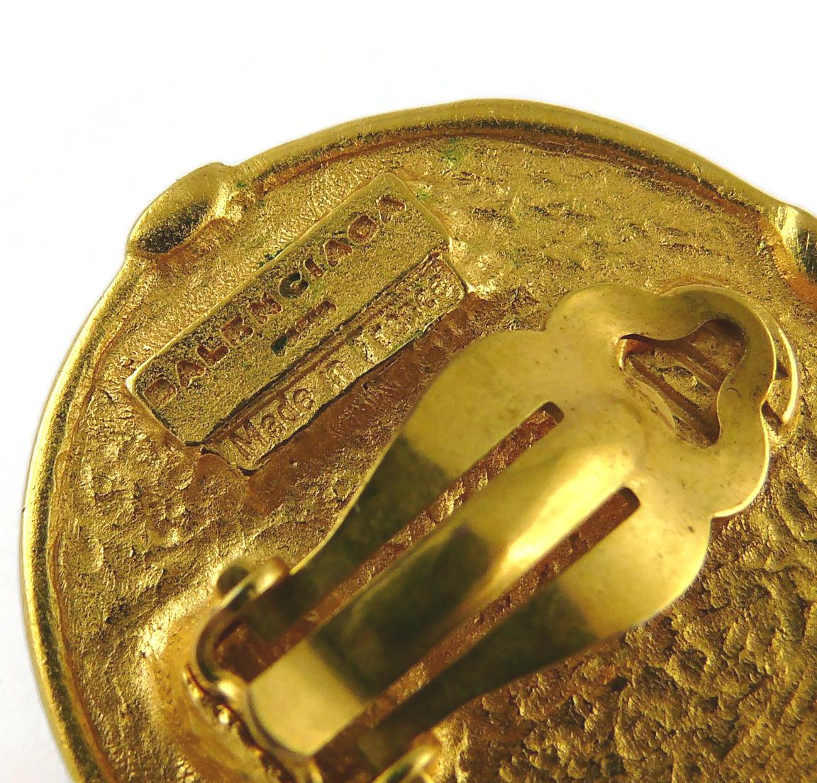 Orecchini a clip in vetro con cabochon di rubino Balenciaga Vintage, tonalità oro 4