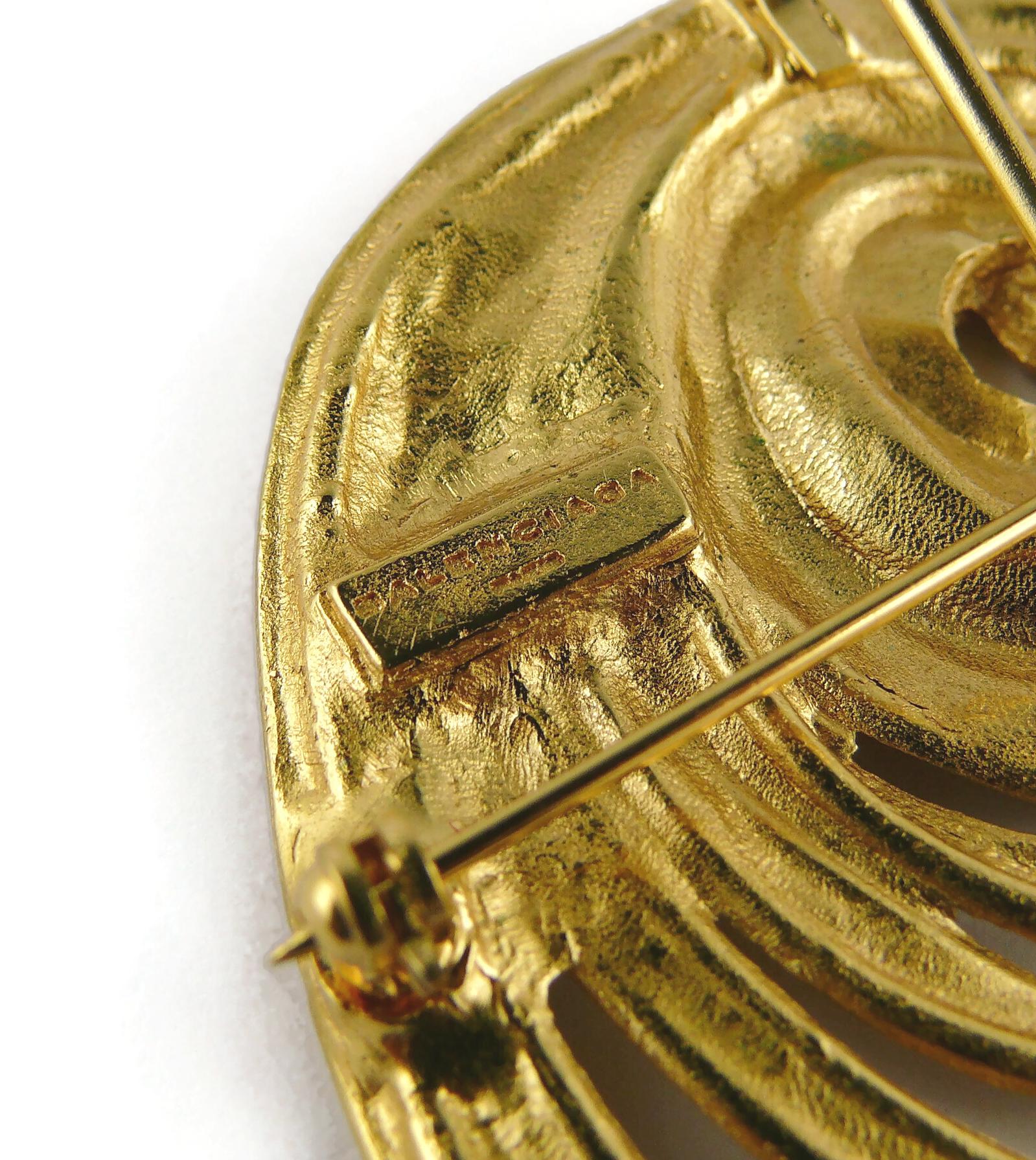 Balenciaga Vintage Massive Gold Toned Spiral Brooch Pendant 3