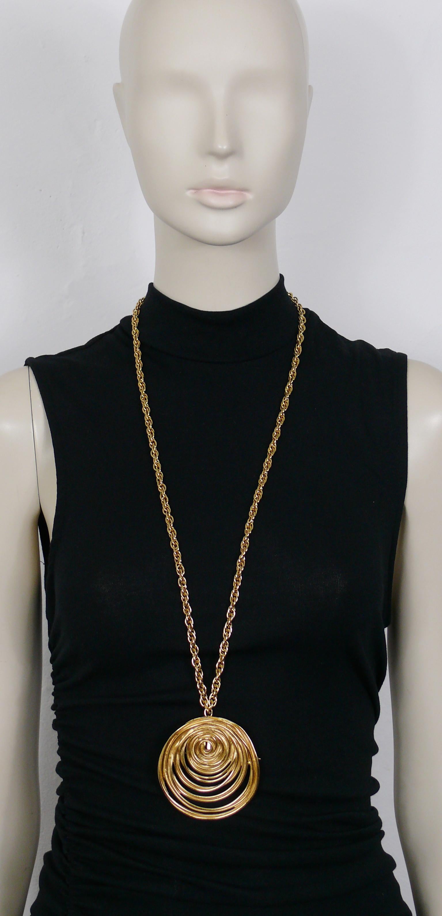 balenciaga brooch