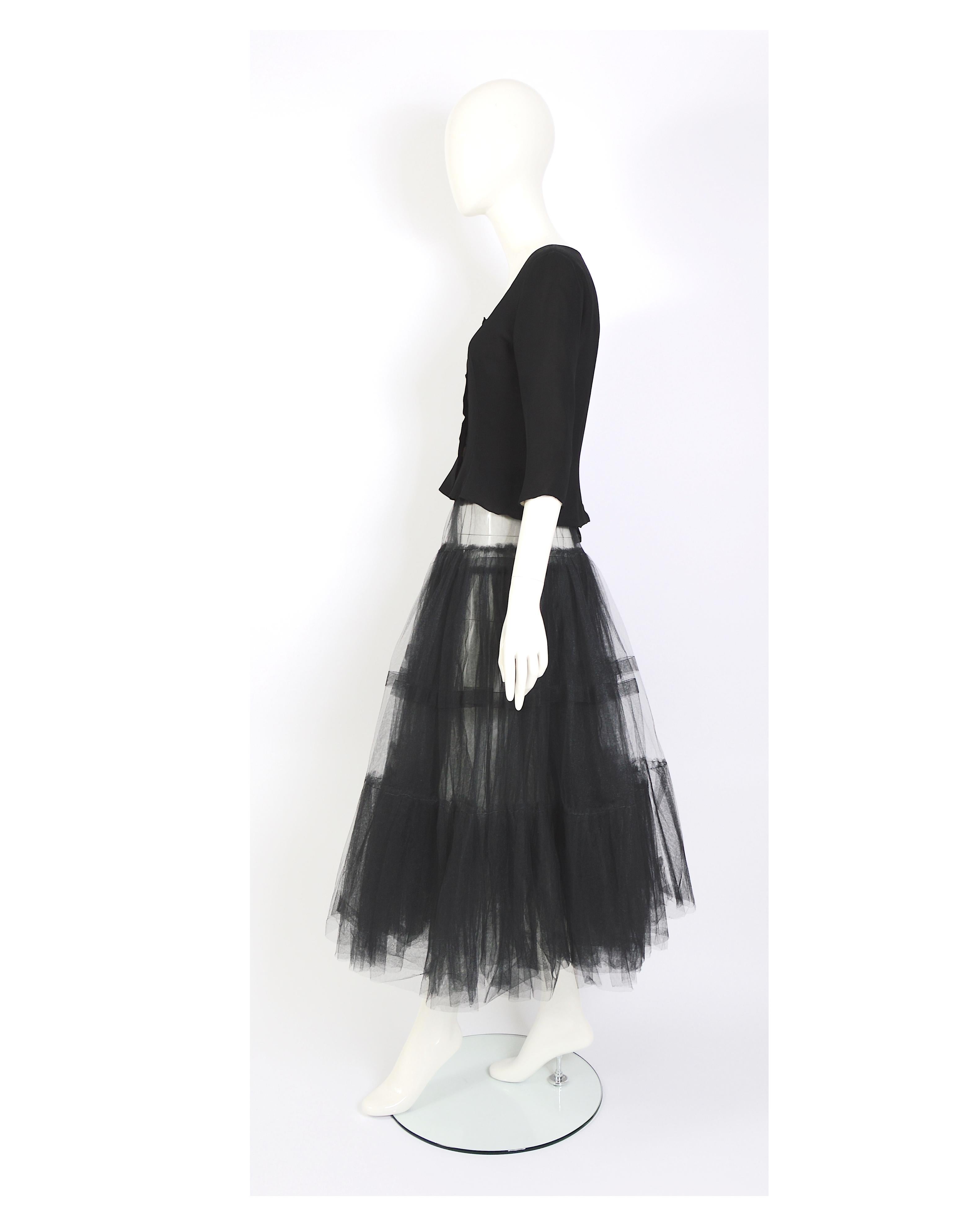 Balenciaga Vintage nummerierte schwarze Seidenjacke mit dreiviertel-Ärmeln aus der Haute Couture Damen im Angebot