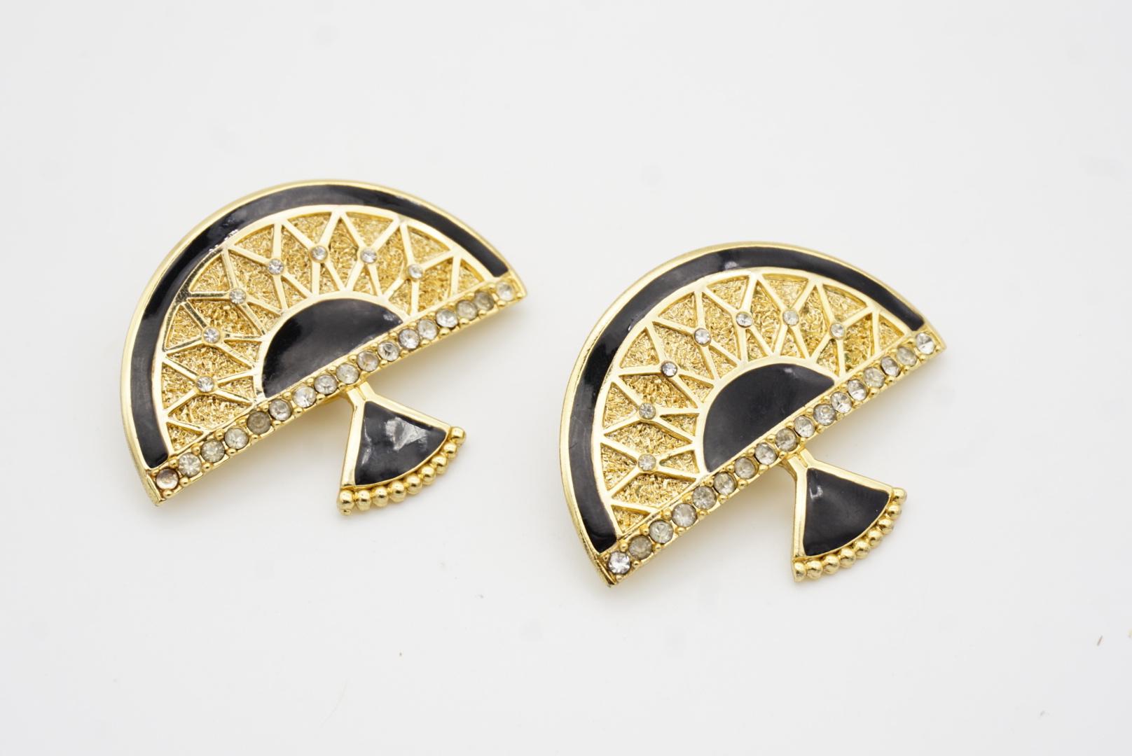 BALENCIAGA Vintage Textured Large Black Fan Semi Circle Crystals Clip Earrings en venta 6