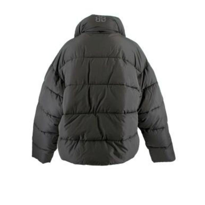 Balenciaga Wardrobe Grey BB Puffer Jacket In Excellent Condition For Sale In London, GB