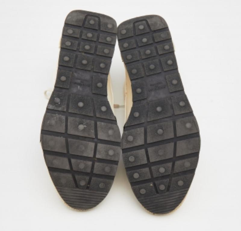 Balenciaga Weiß/Schwarze Mesh And Leder Race Runner Low Top Turnschuhe Größe 44 im Angebot 2