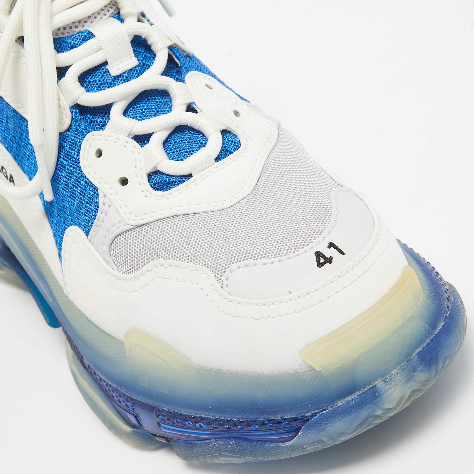 Balenciaga White/Blue Leather and Mesh Triple S Clear Sole Sneakers Size 41 For Sale 2