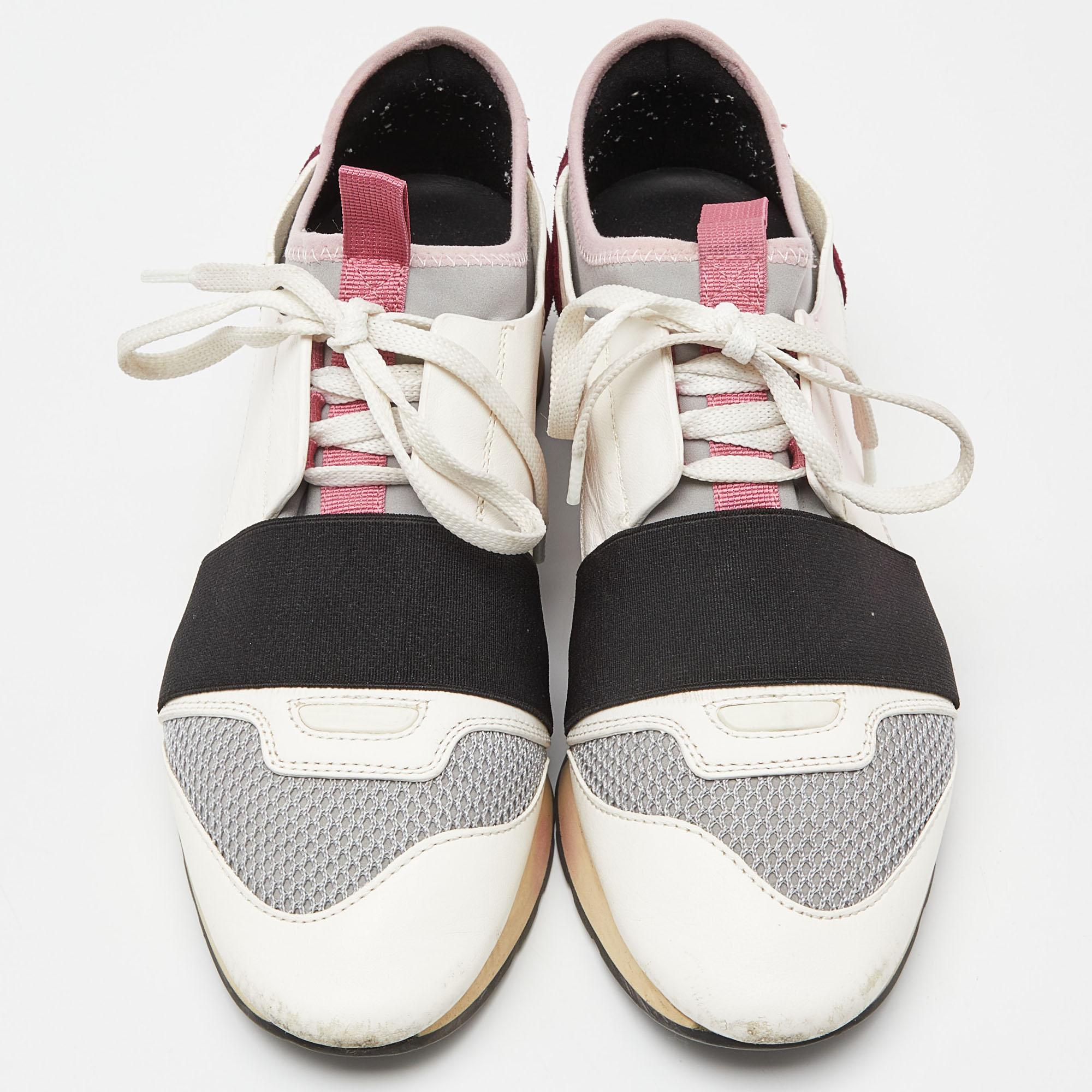 Beige Balenciaga White/Burgundy Leather Suede and Mesh Race Runner Sneakers Taglia 38 in vendita