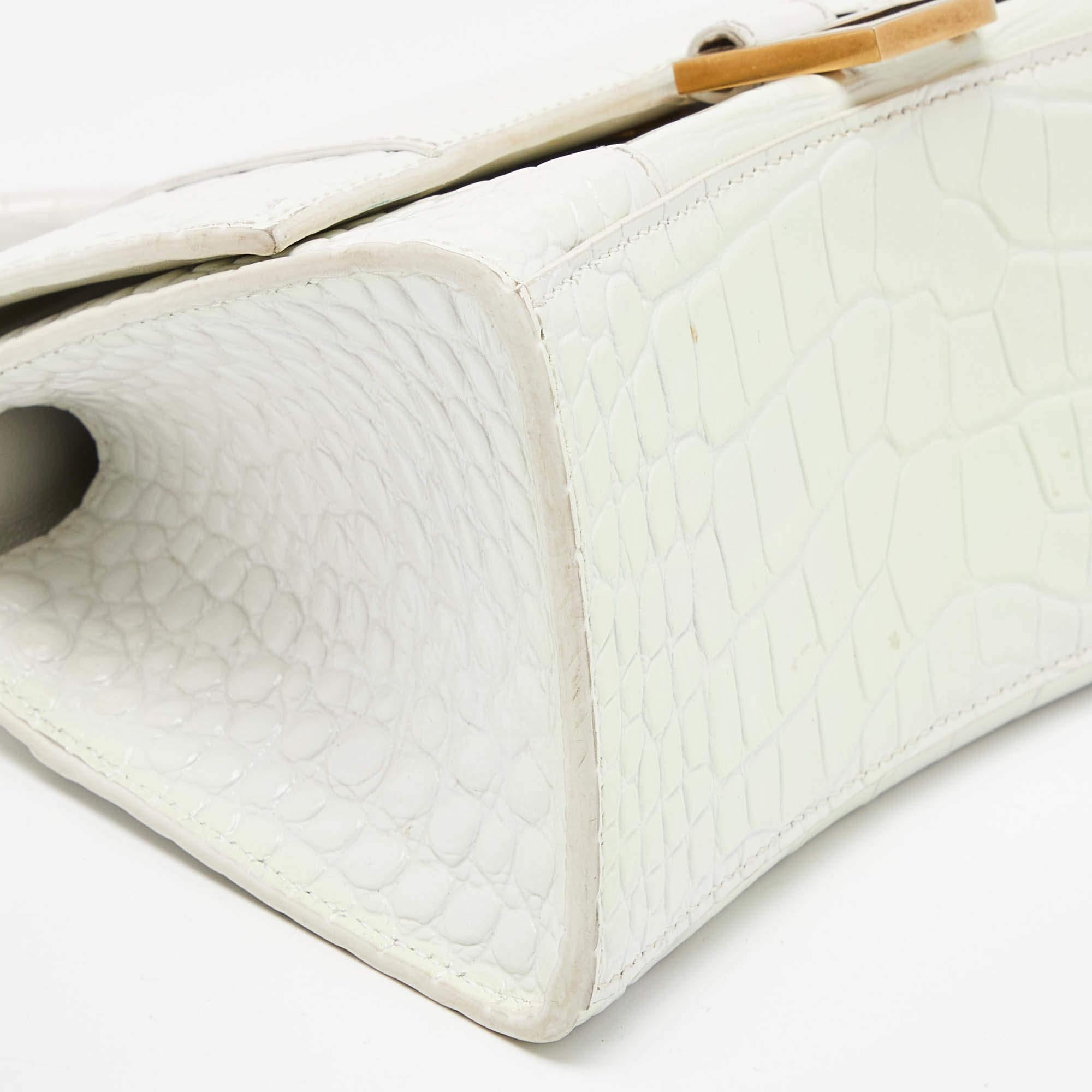 Balenciaga - Petit sac en cuir embossé croco blanc avec poignée supérieure sablier en vente 3