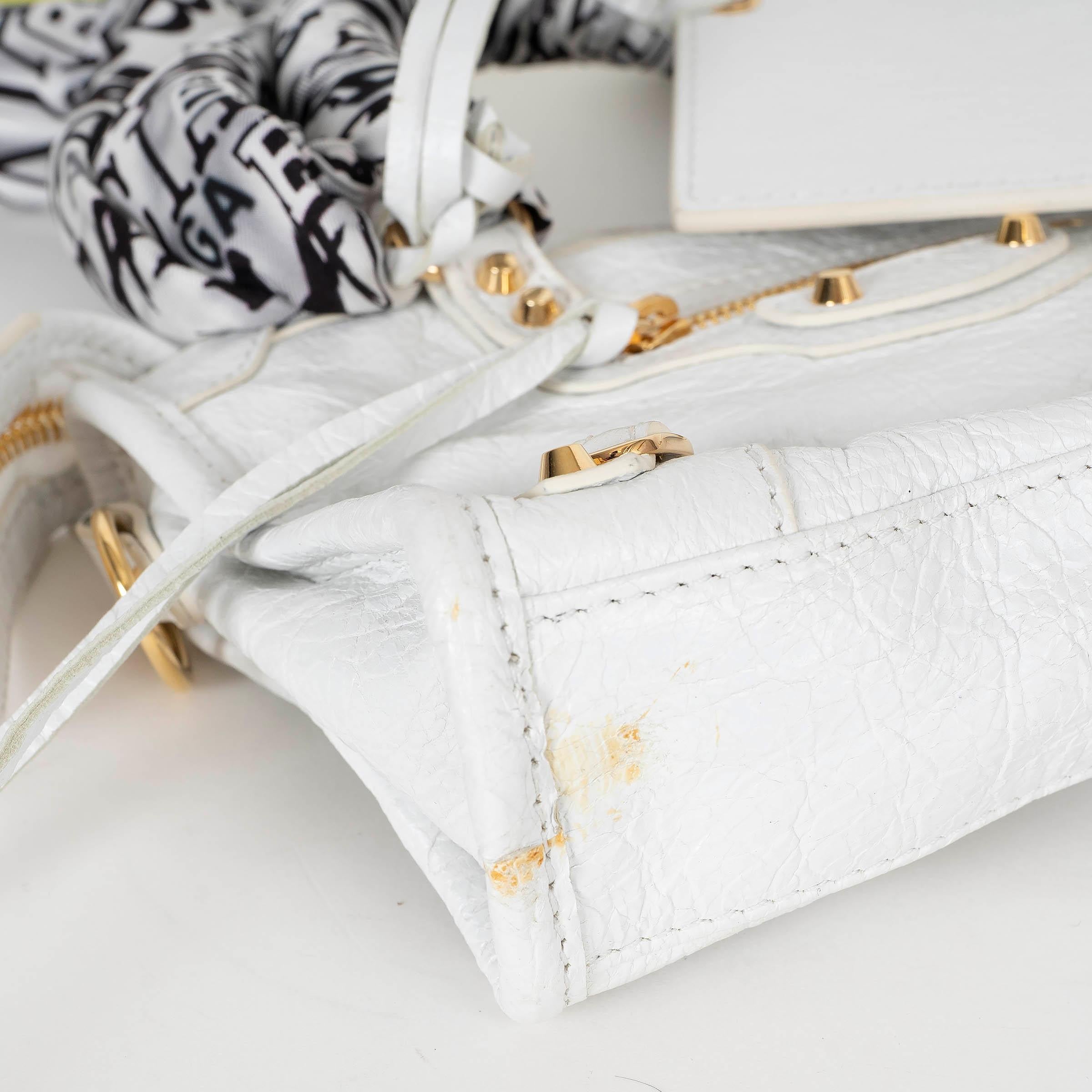 BALENCIAGA weiß eather 2019 CLASSIC CITY SCARF NANO Tasche im Angebot 4