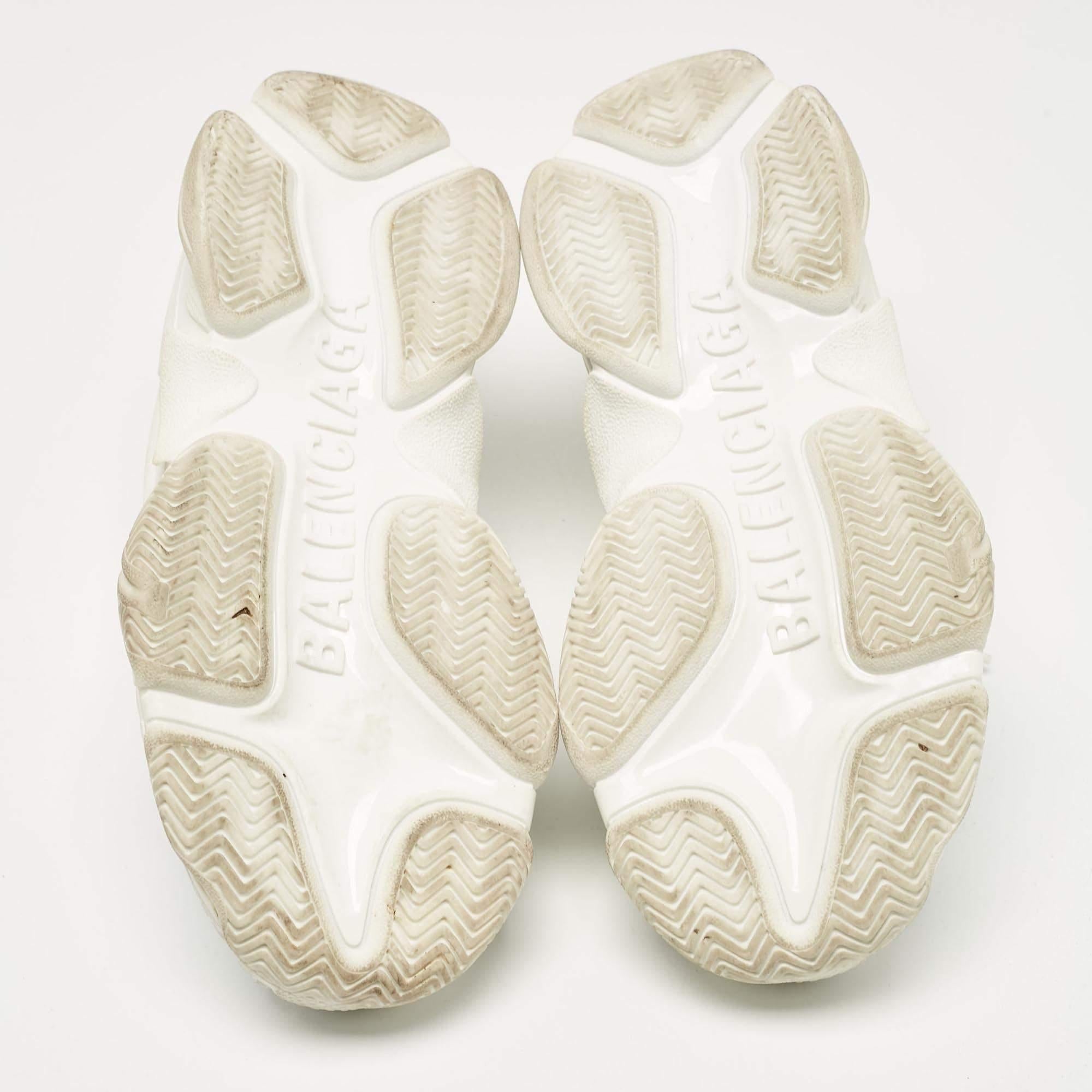 Balenciaga White Faux Leather Triple S Sneakers Size 40 For Sale 2
