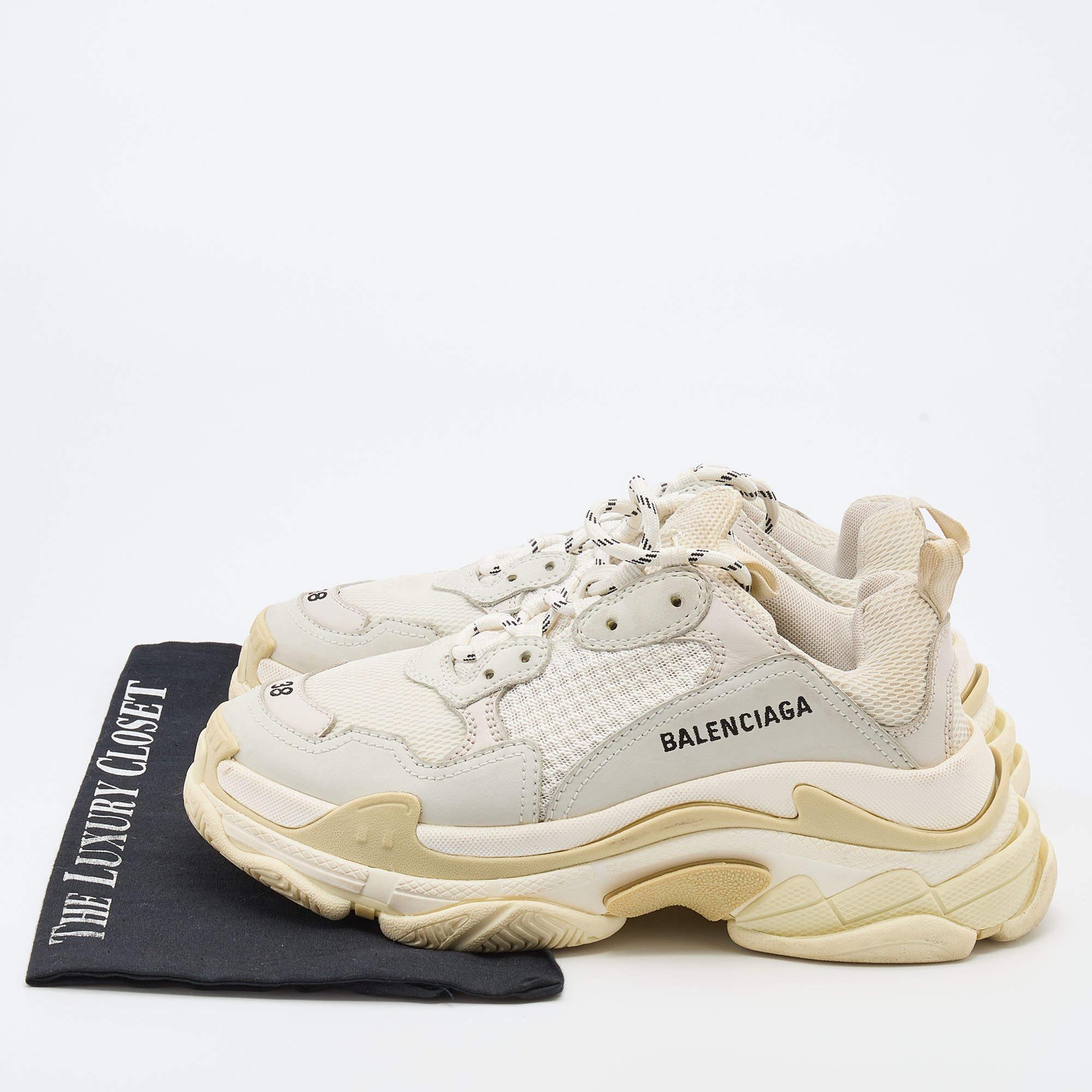 Balenciaga White/Grey Leather and Mesh Triple S Sneakers Size 38 3