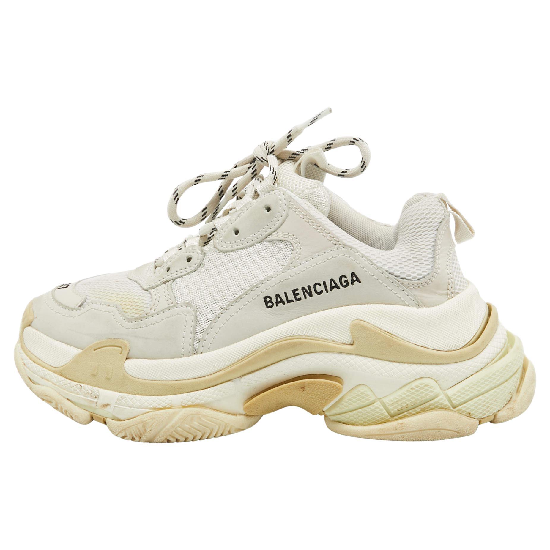 Balenciaga White/Grey Mesh and Leather Triple S Low Top Sneakers Size 37 For Sale