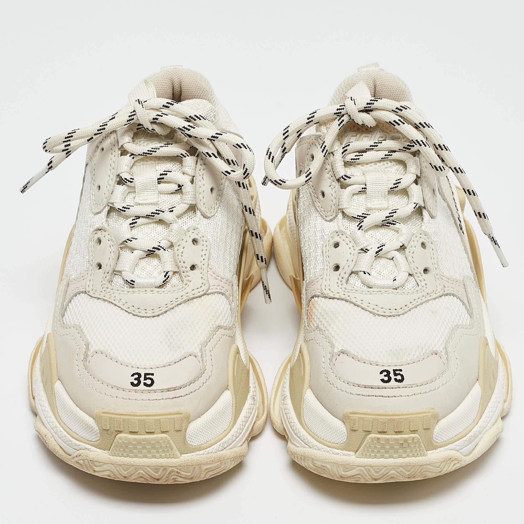 Beige Balenciaga White/Grey Mesh and Leather Triple S Sneakers Taglia 35