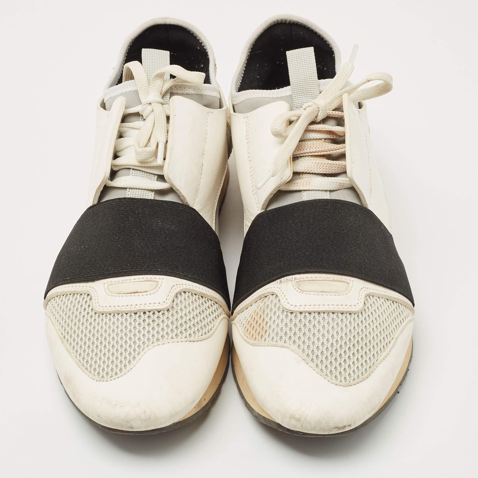 Balenciaga Weiß/graues Mesh, Wildleder & Leder Race Runner Low Top Turnschuhe Größe 41 (Beige) im Angebot