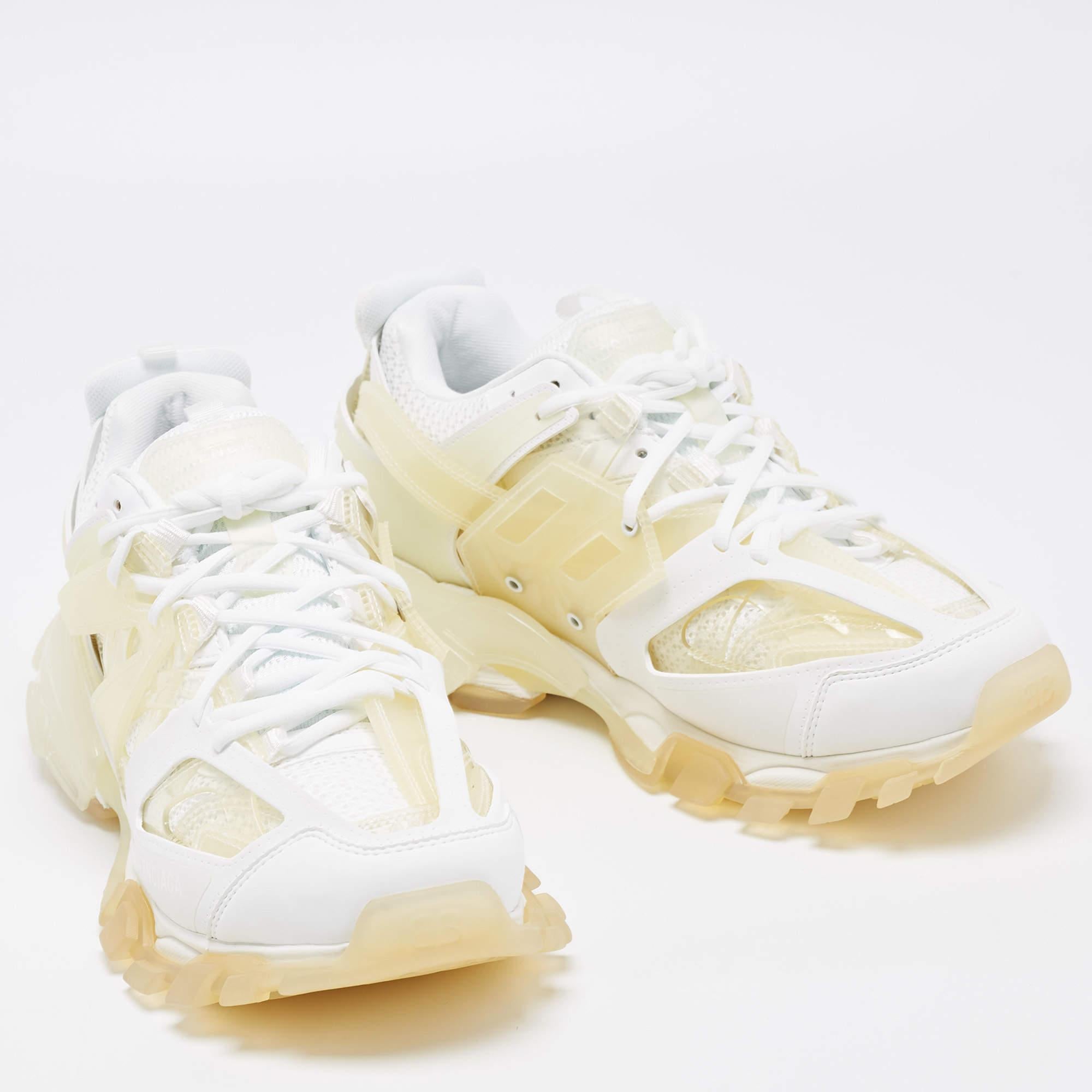 Balenciaga White Leather and PVC Track Clear Sole Sneakers Size 42 In New Condition For Sale In Dubai, Al Qouz 2