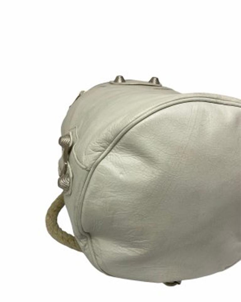 Balenciaga White  Leather Bucket Bag In Good Condition In Torre Del Greco, IT