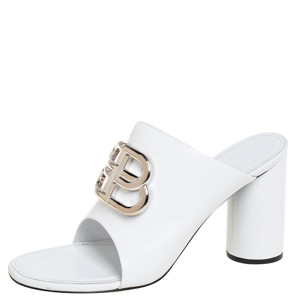 Balenciaga oval leather ankle sandals outlet