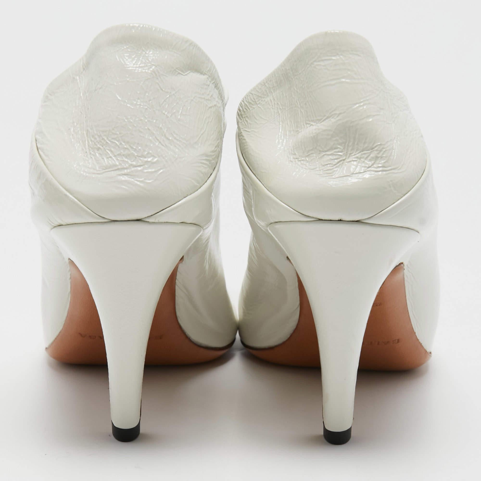 Balenciaga White Leather Square Toe Booties Size 38 3
