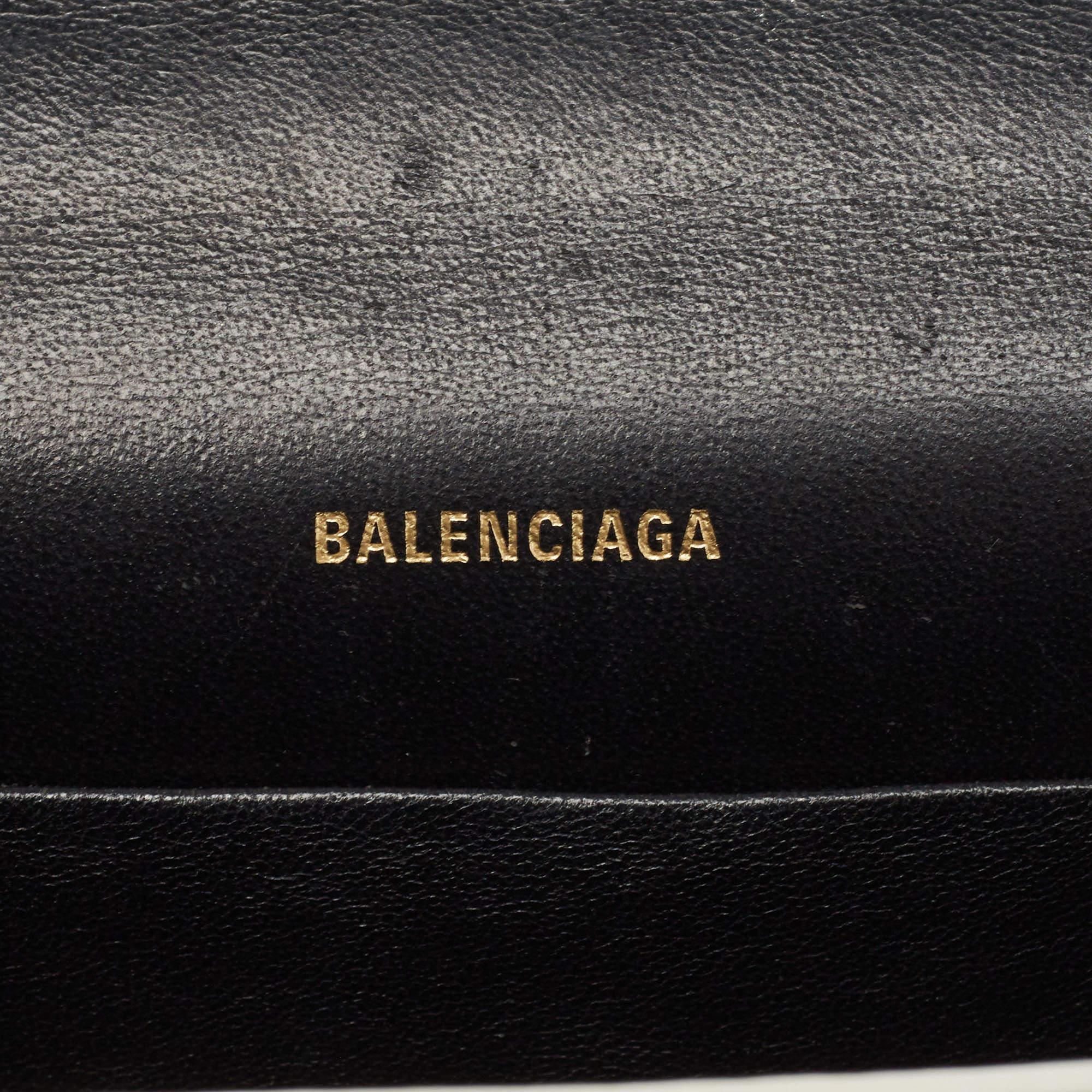 Sac à main Balenciaga en cuir embossé lézard blanc XS en vente 8