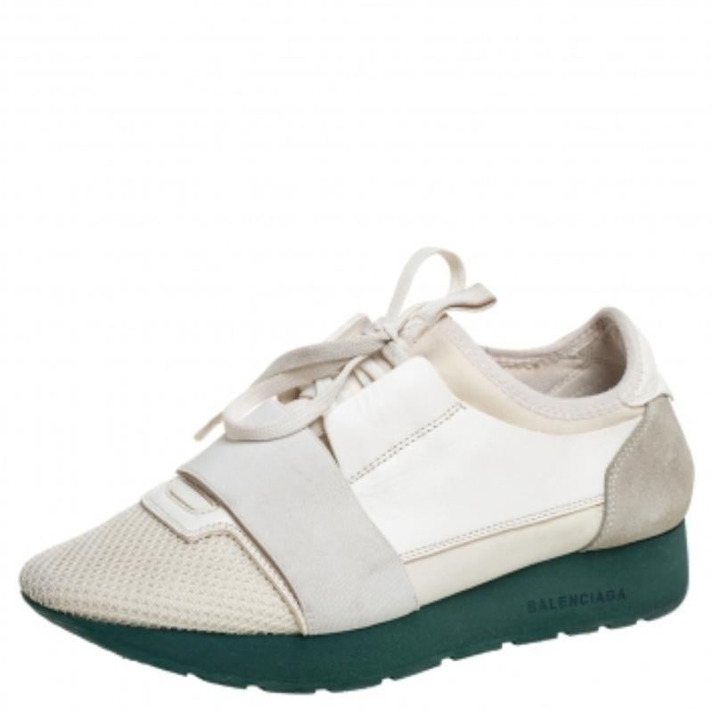 Balenciaga White Mesh And Leather Race Runner Low Top Sneakers Size 37 im Zustand „Relativ gut“ im Angebot in Dubai, Al Qouz 2