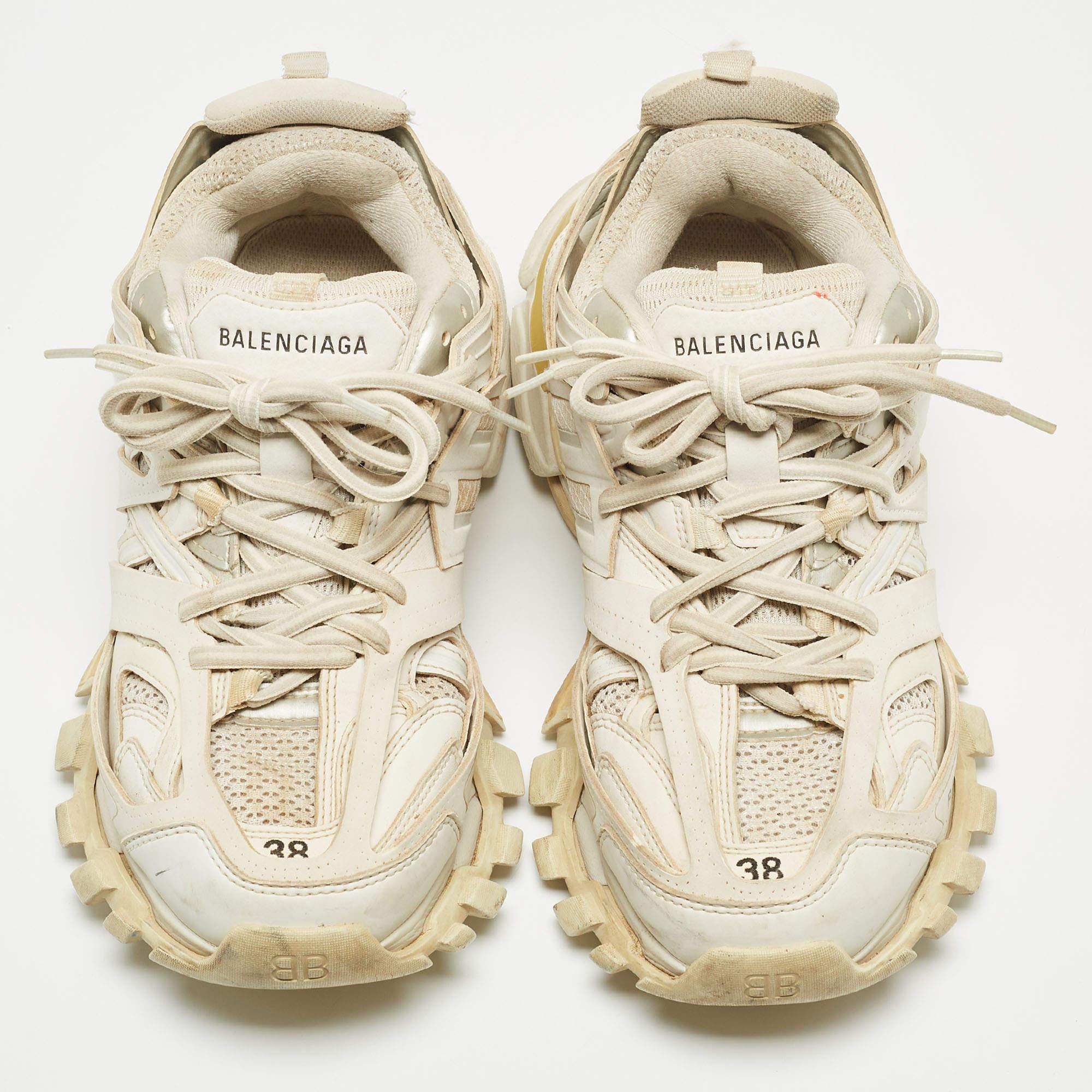 Balenciaga White Mesh and Leather Track Sneakers  In Fair Condition In Dubai, Al Qouz 2