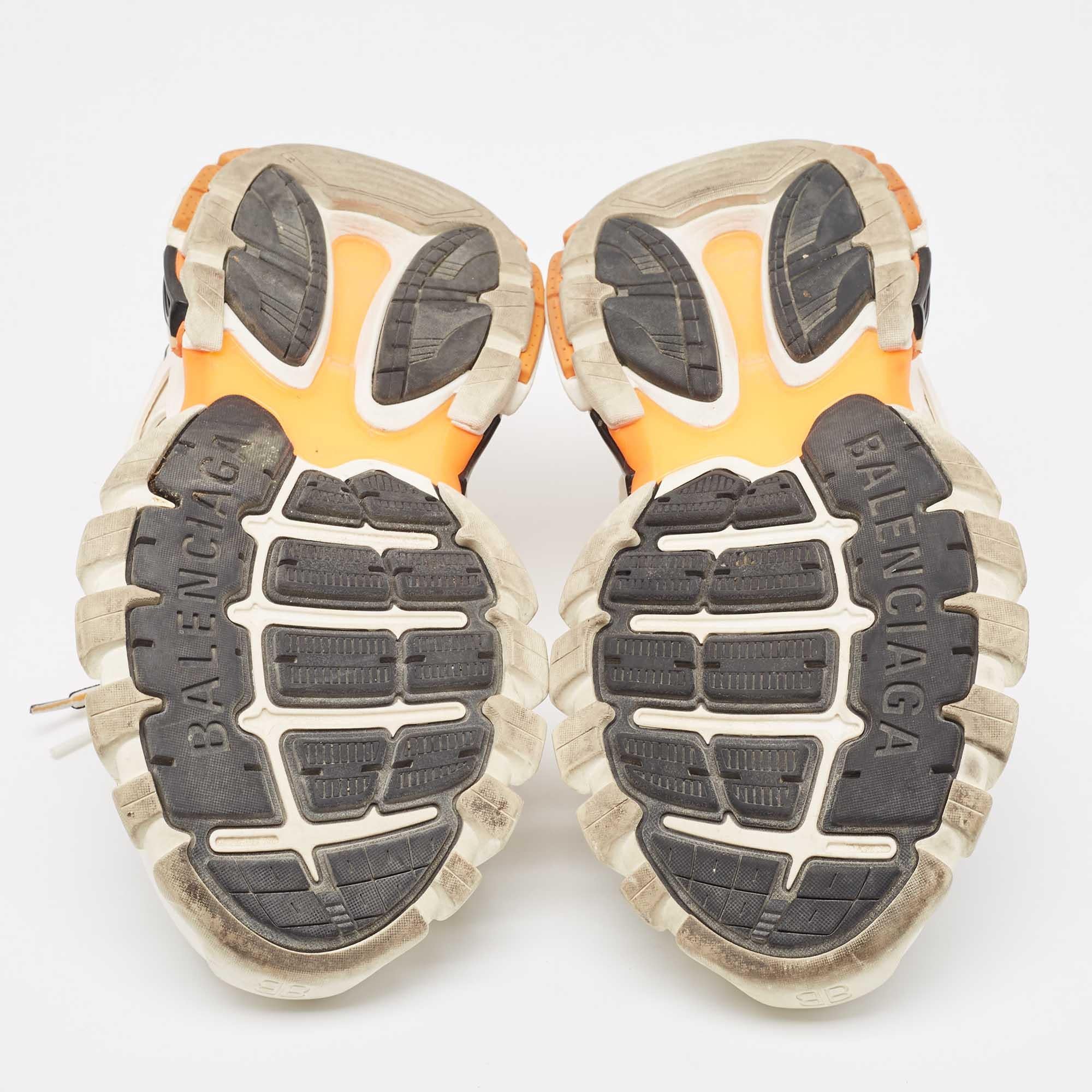 Balenciaga Blanco/Naranja Malla y Piel sintética Track Low Top Sneakers Talla 41 en venta 1