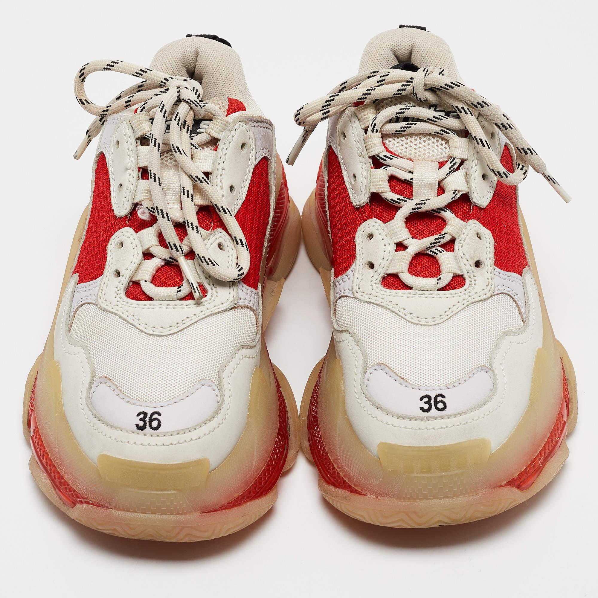 Balenciaga Blanco/Rojo Piel y Malla Zapatillas Triple S Suela Transparente Talla 36 Beige