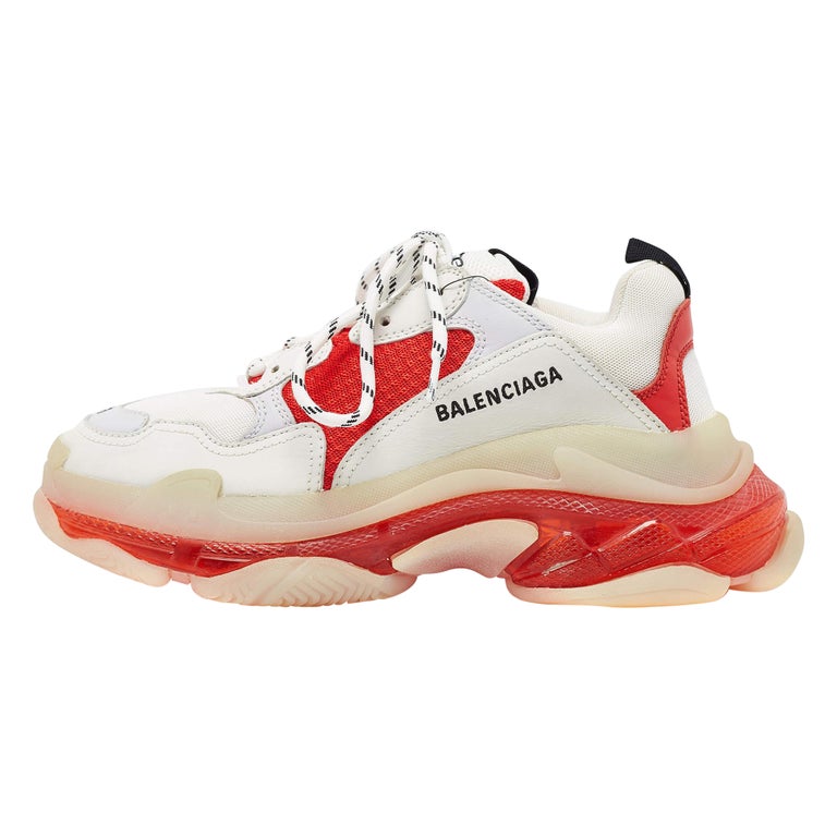 Baskets Triple S claires Balenciaga en cuir et maille blanc/rouge