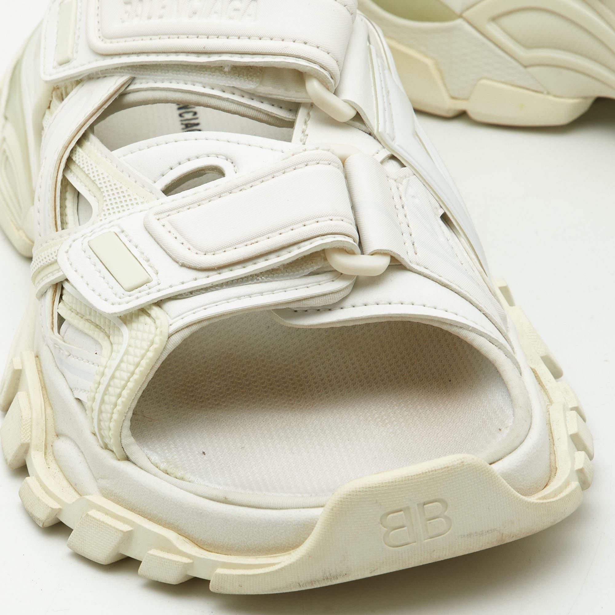 Balenciaga White Rubber and Faux Leather Track Sandals  In Fair Condition In Dubai, Al Qouz 2