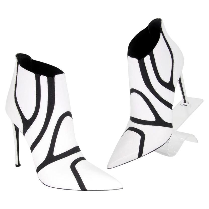 Balenciaga White Symmetric Two Tone Elastic Leather High Heels Boots/booties