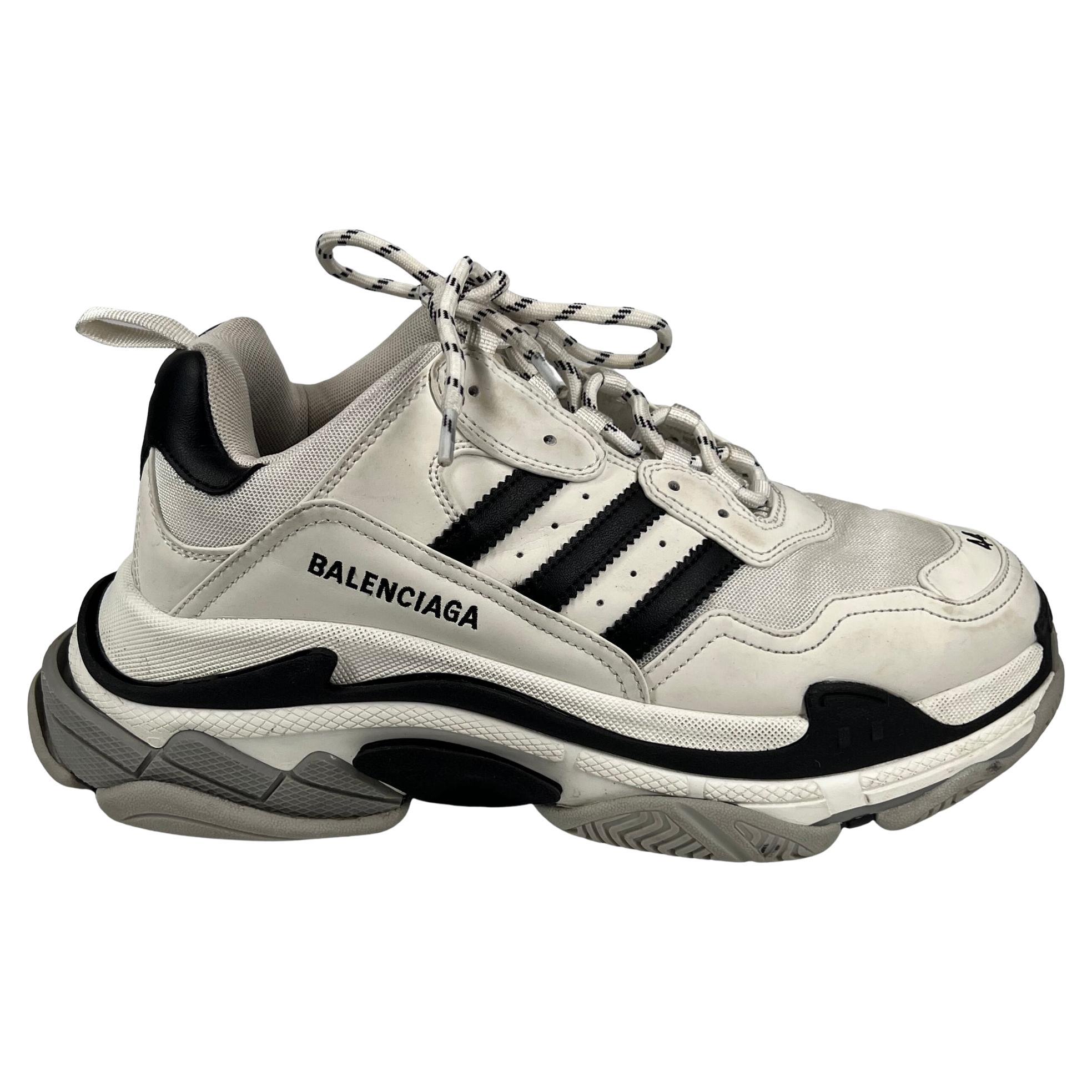 Balenciaga X Adidas Triple S White Sneaker (Eu 44 US 11) For Sale