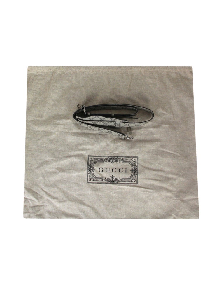 Supreme dust bag sale