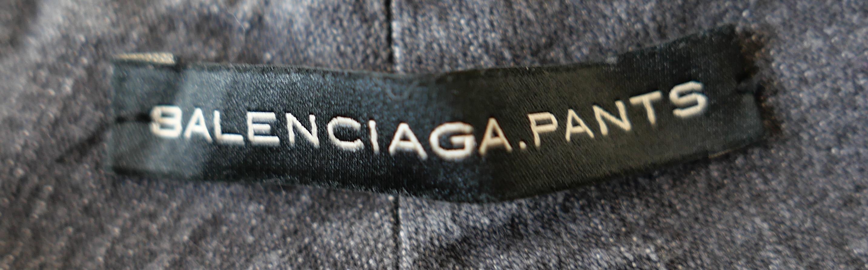 Balenciaga x Nicolas Ghesquiere 2005 Grey Slim Jeans In Excellent Condition For Sale In London, GB